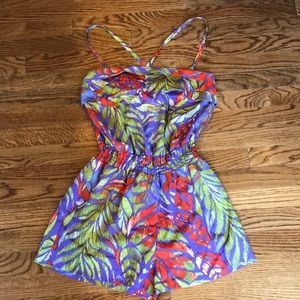 ⭐️ 3/$20 Worn once! Colorful romper